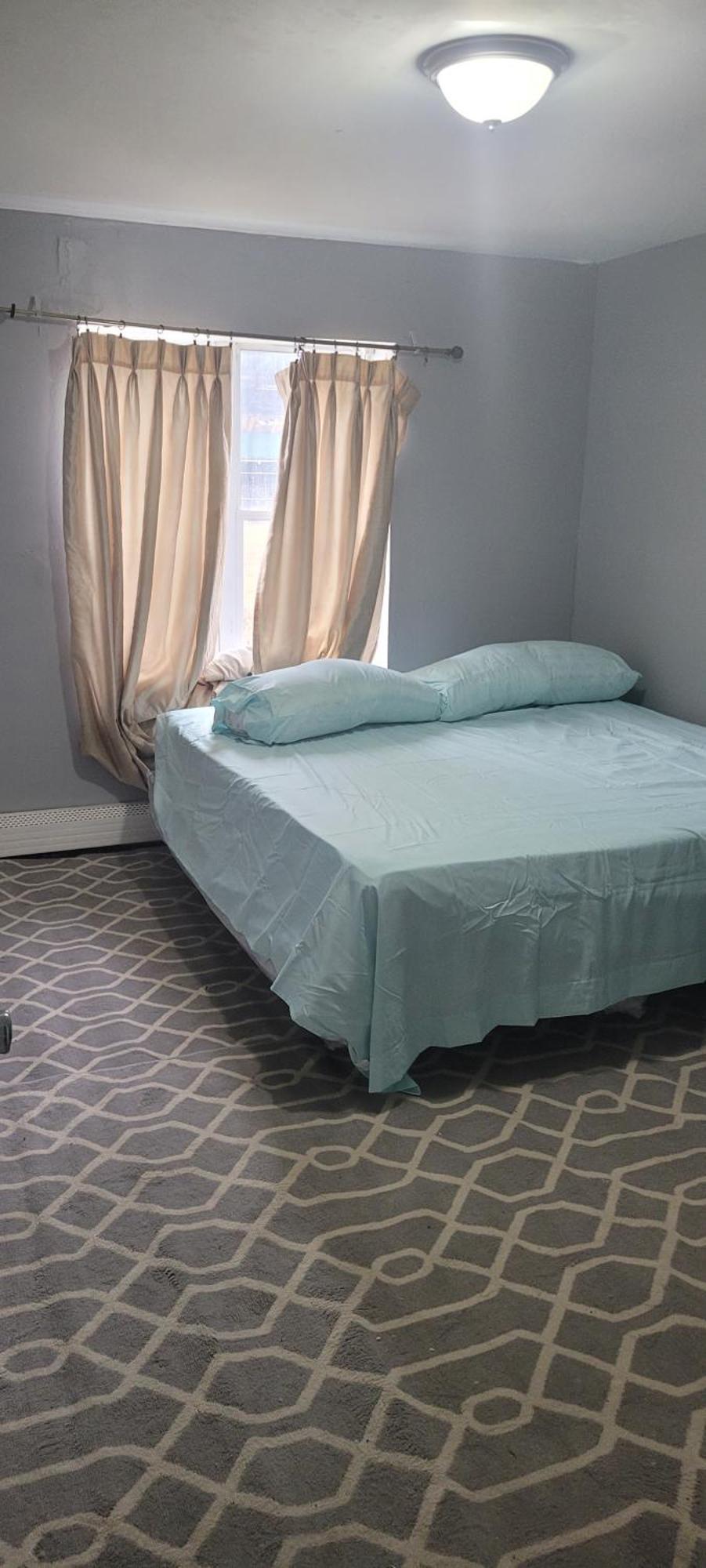 Room In A Beach House With King Size Bed In A Landlord Hosted Three Bedroom Apartment New York Kültér fotó